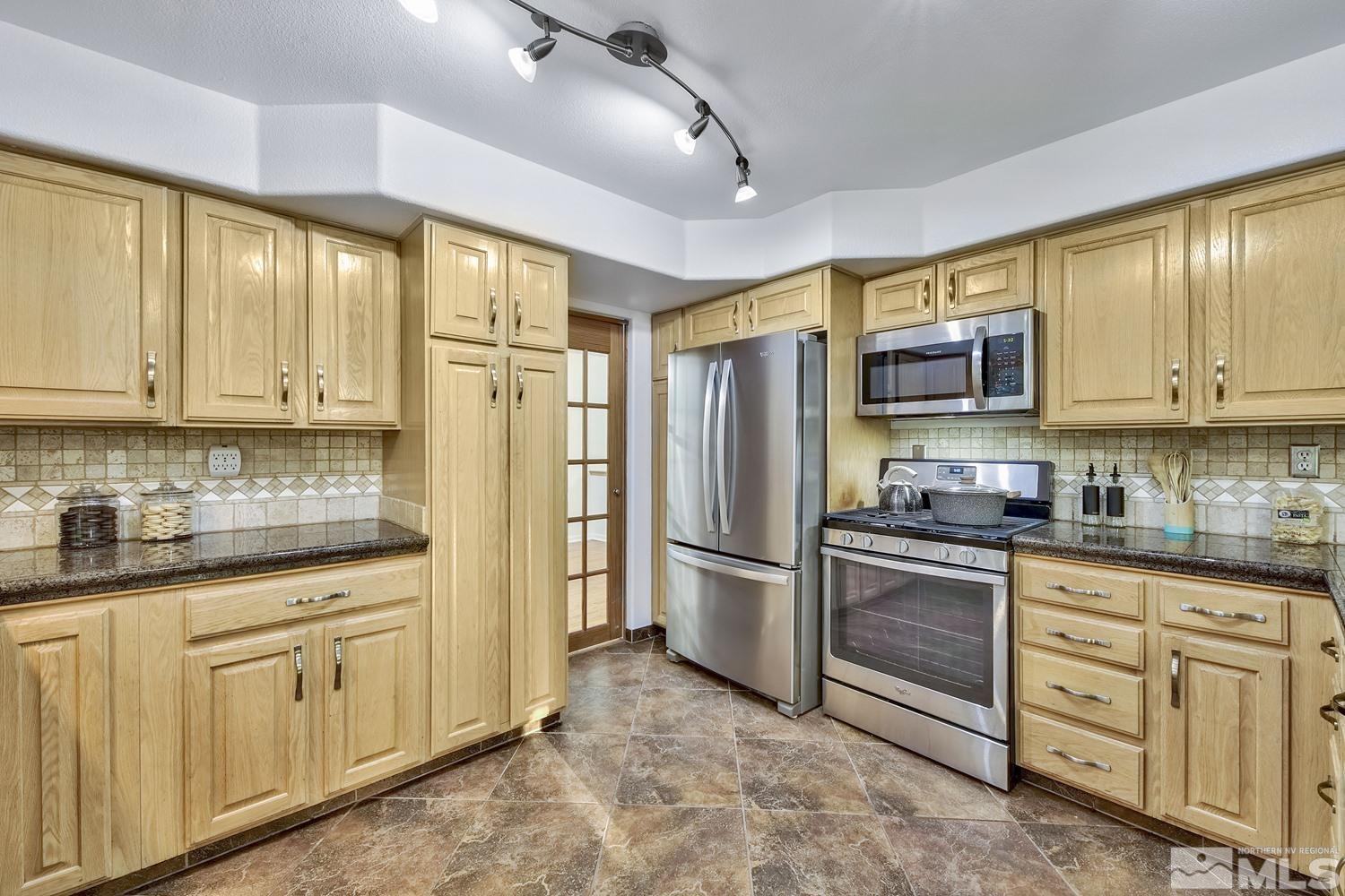 3653 Hemlock Court Reno, NV 89509 - Photo 15 of 40 Photo 15