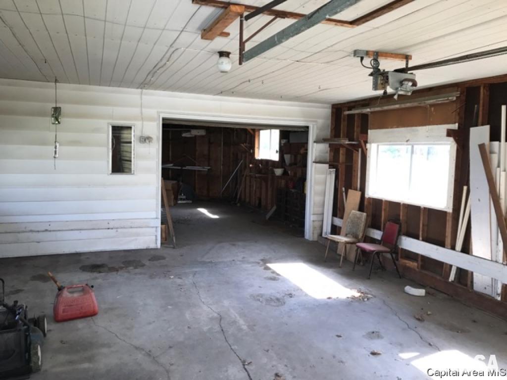 127 West Briggs Street Roodhouse, IL 62082 - Photo 13 of 14 Gallery Image 13