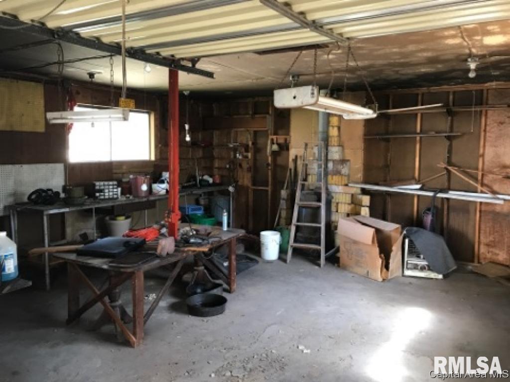 127 West Briggs Street Roodhouse, IL 62082 - Photo 14 of 14 Gallery Image 14