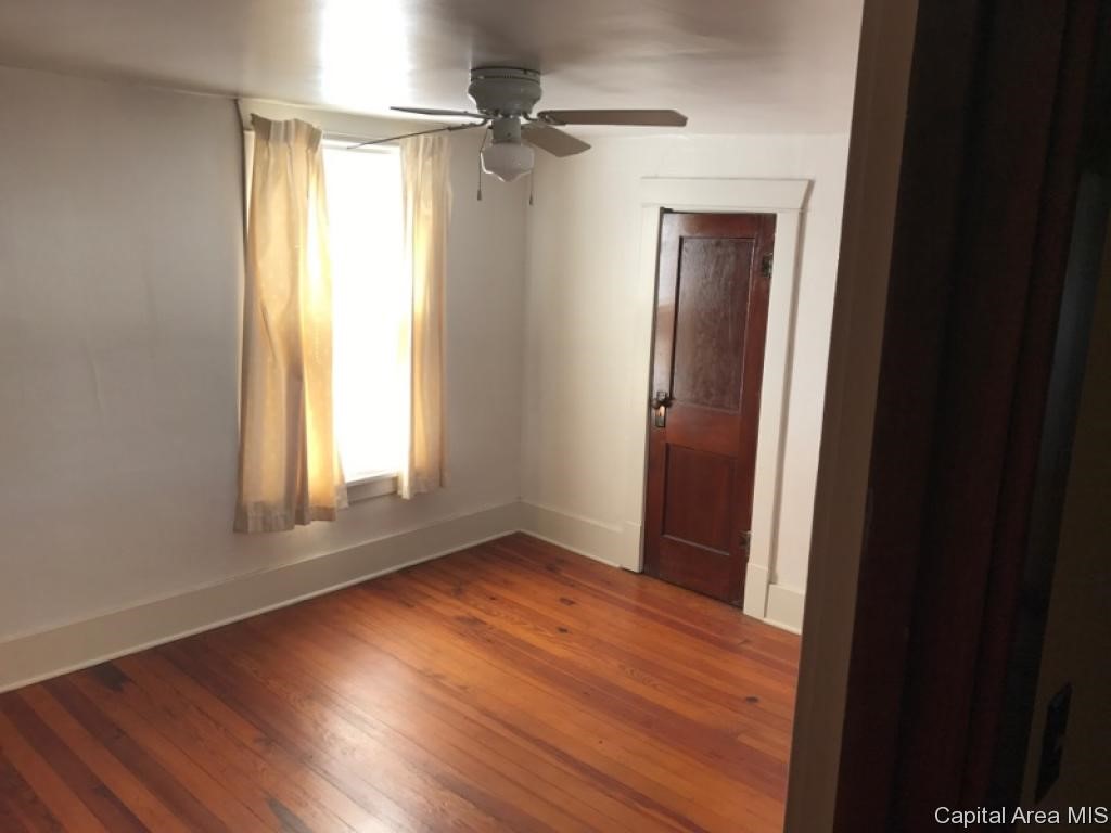 127 West Briggs Street Roodhouse, IL 62082 - Photo 9 of 14 Gallery Image 9
