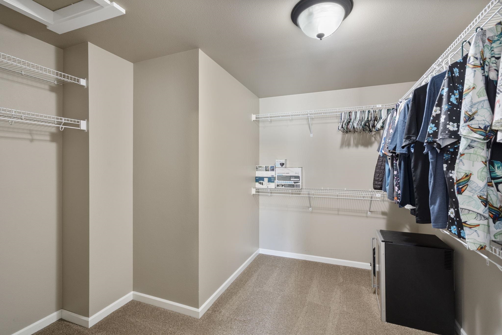 15317 North Hunter's Pointe Road Mead, WA 99021 - Photo 18 of 35