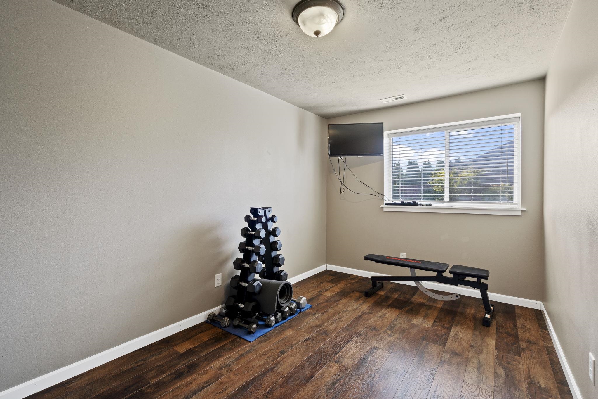 15317 North Hunter's Pointe Road Mead, WA 99021 - Photo 25 of 35