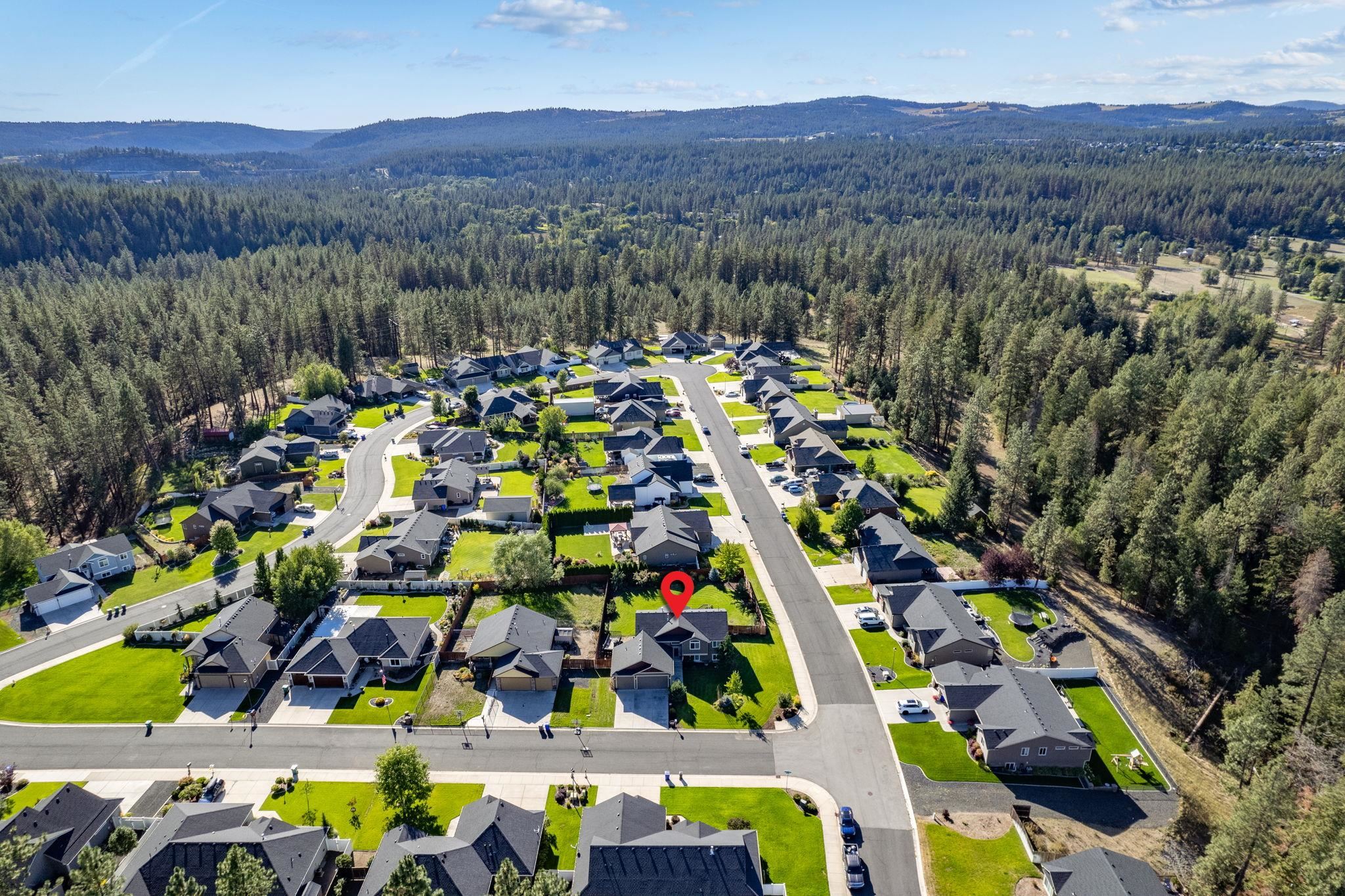 15317 North Hunter's Pointe Road Mead, WA 99021 - Photo 34 of 35