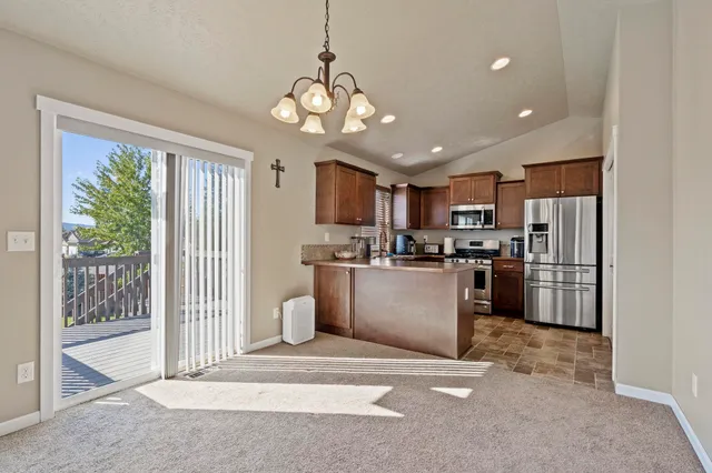 $629,900 | 15317 North Hunter's Pointe Road, Mead, WA 99021