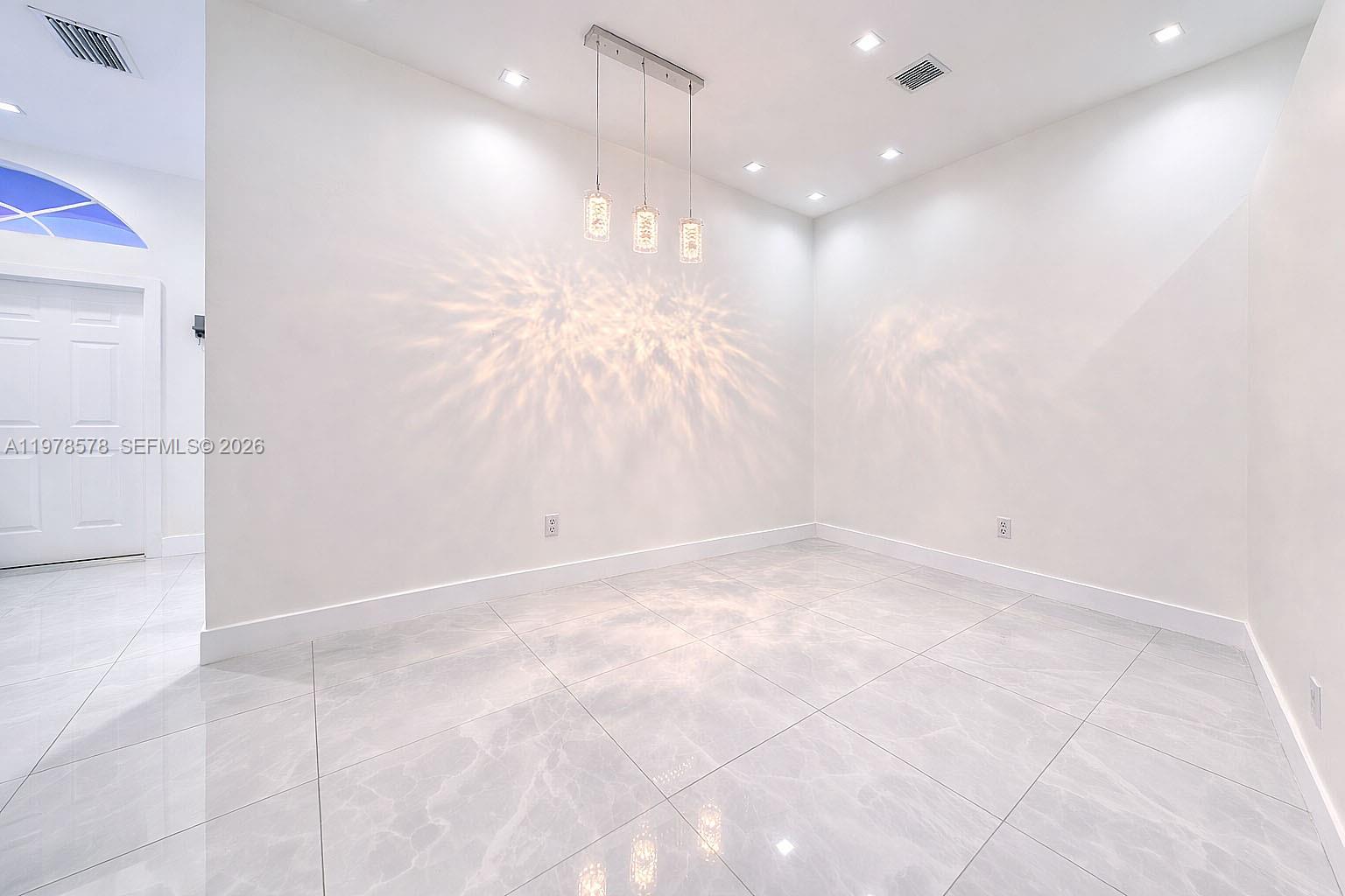 3502 Southwest 156th Court Miami, FL 33185 - Photo 8 of 47