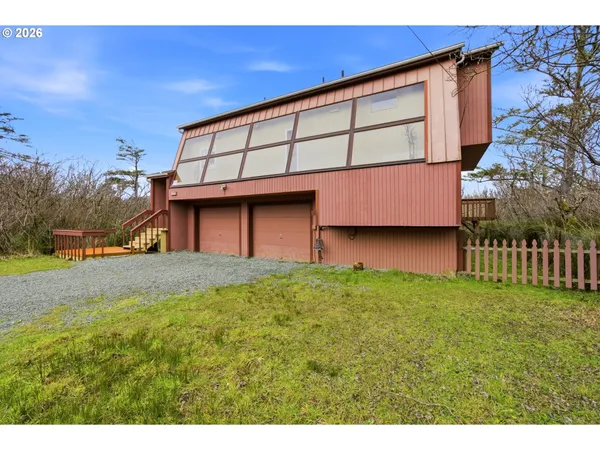 $620,000 | 401 Northwest 6th Avenue, Rockaway Beach, OR 97136