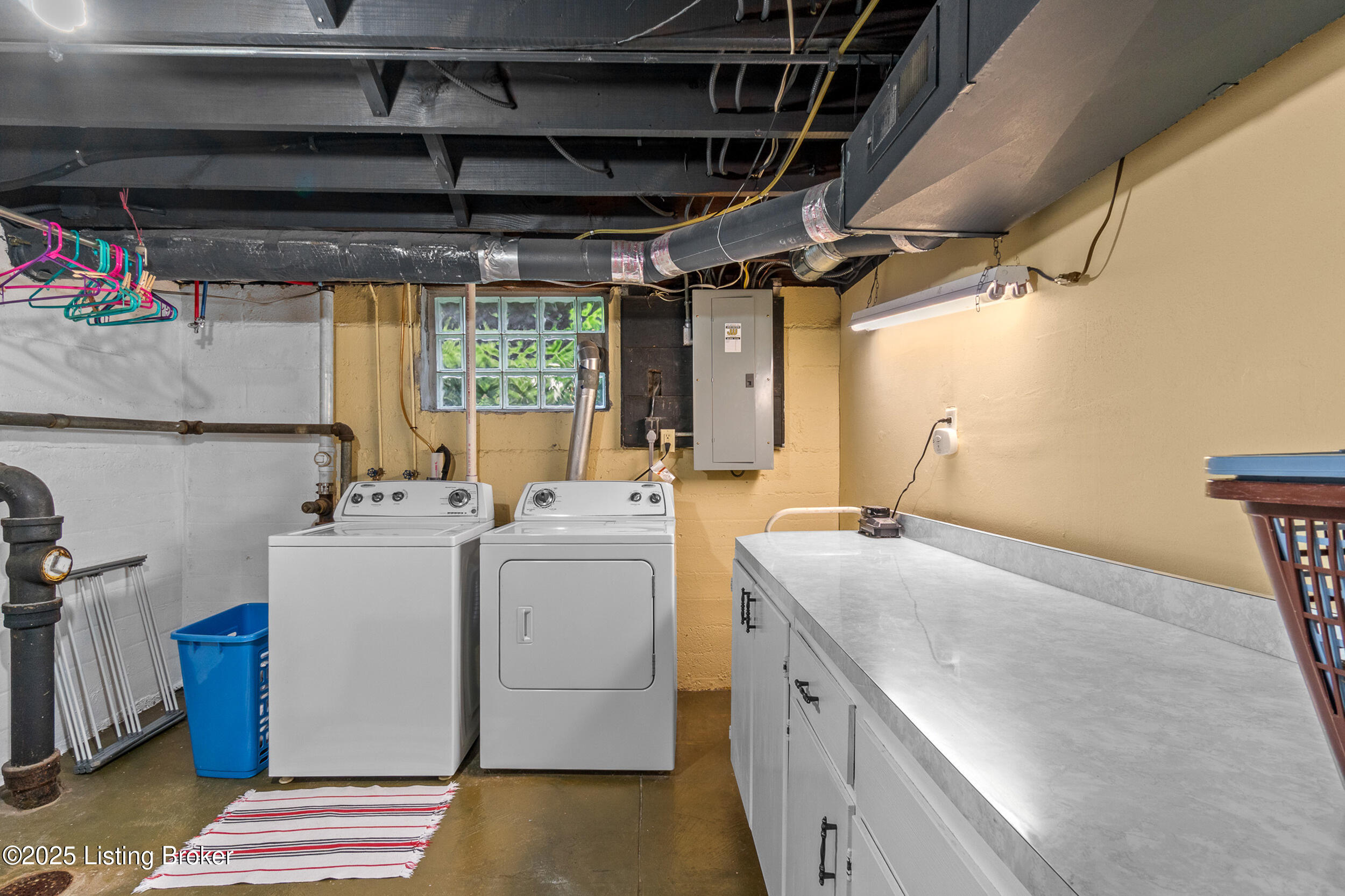 916 Greenleaf Road Louisville, KY 40213 - Photo 37 of 55 laundry