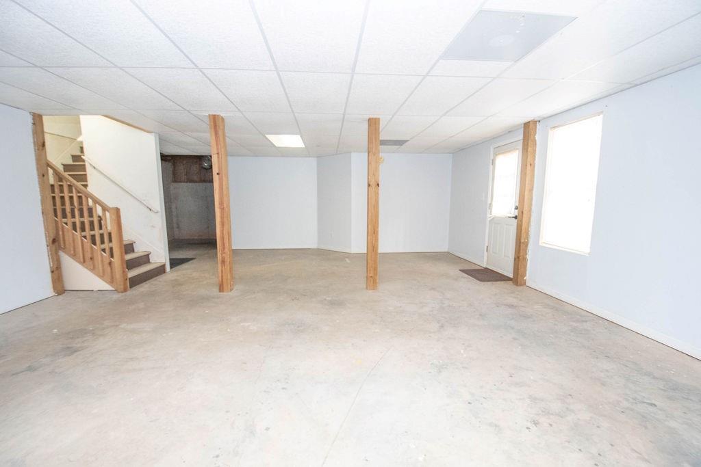 75 Bretts Bend Sharpsburg, GA 30277 - Photo 27 of 39 an empty room with windows