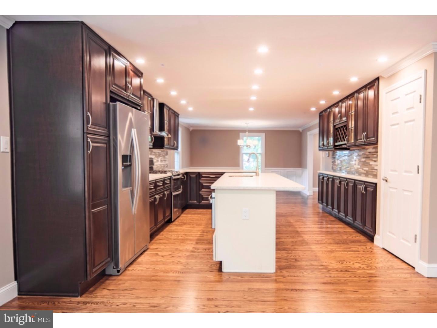 22 Signal Hill Road Cherry Hill, NJ 08003 - Photo 6 of 25 Kitchen