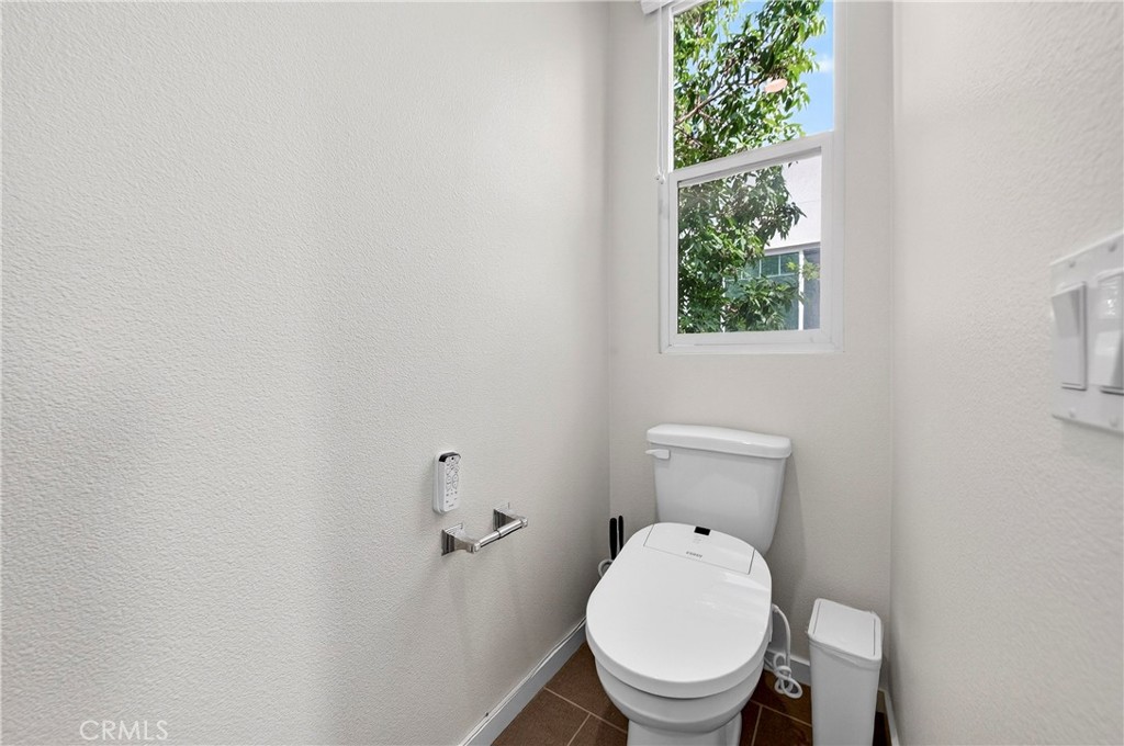 335 Magnet Irvine, CA 92618 - Photo 12 of 29