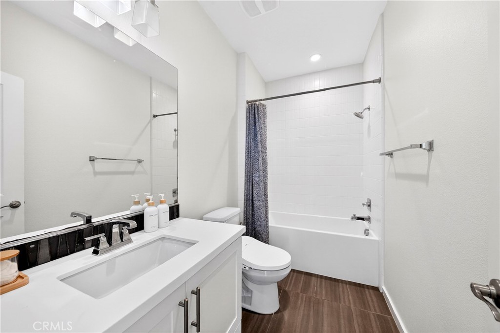 335 Magnet Irvine, CA 92618 - Photo 24 of 29