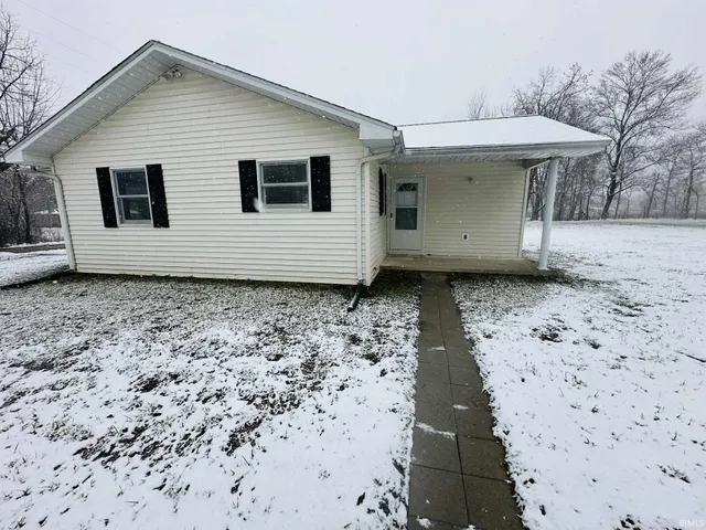 $199,000 | 2158 Coveyville Road, Bedford, IN 47421
