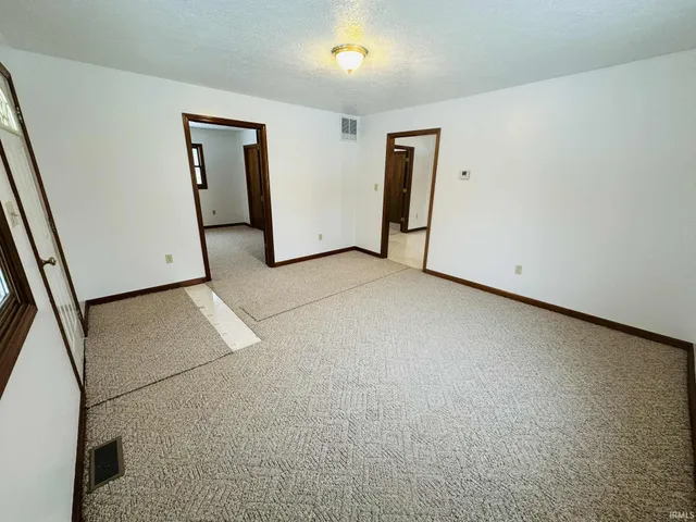 $199,000 | 2158 Coveyville Road, Bedford, IN 47421