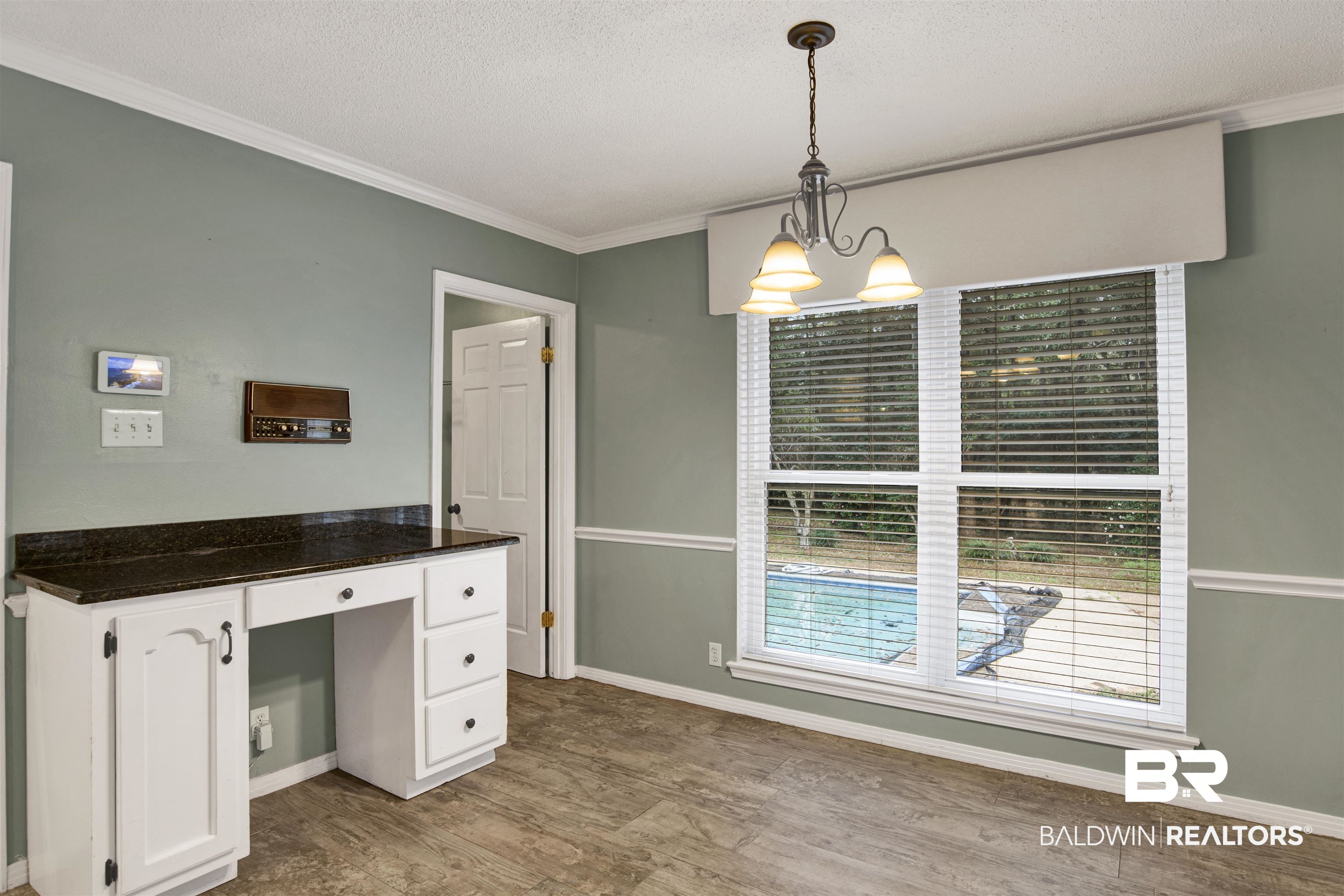 5770 Chester Court Mobile, AL 36609 - Photo 6 of 46