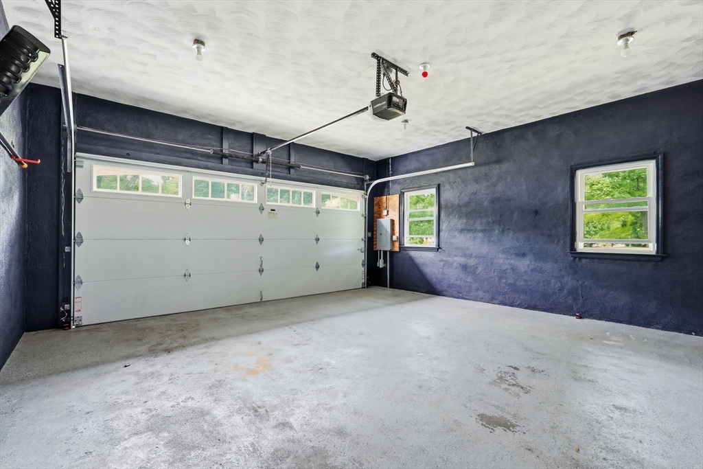 87 Laurel Road West Springfield, MA 01089 - Photo 29 of 35 Gallery Image 29