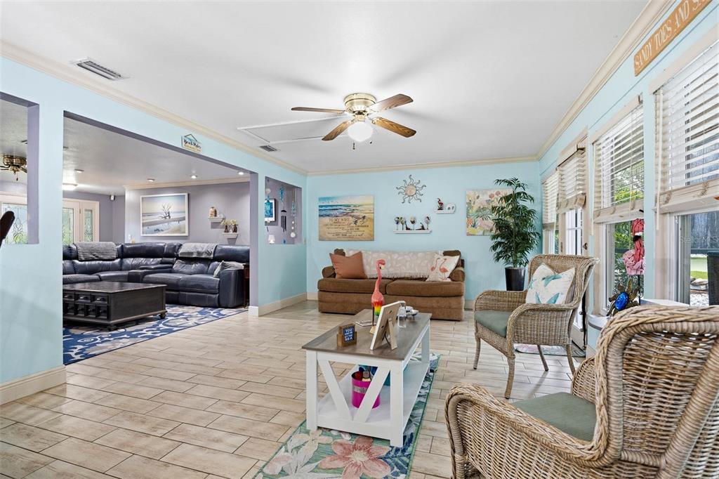 1430 Sutton Pl Drive Palm Harbor, FL 34683 - Photo 7 of 29