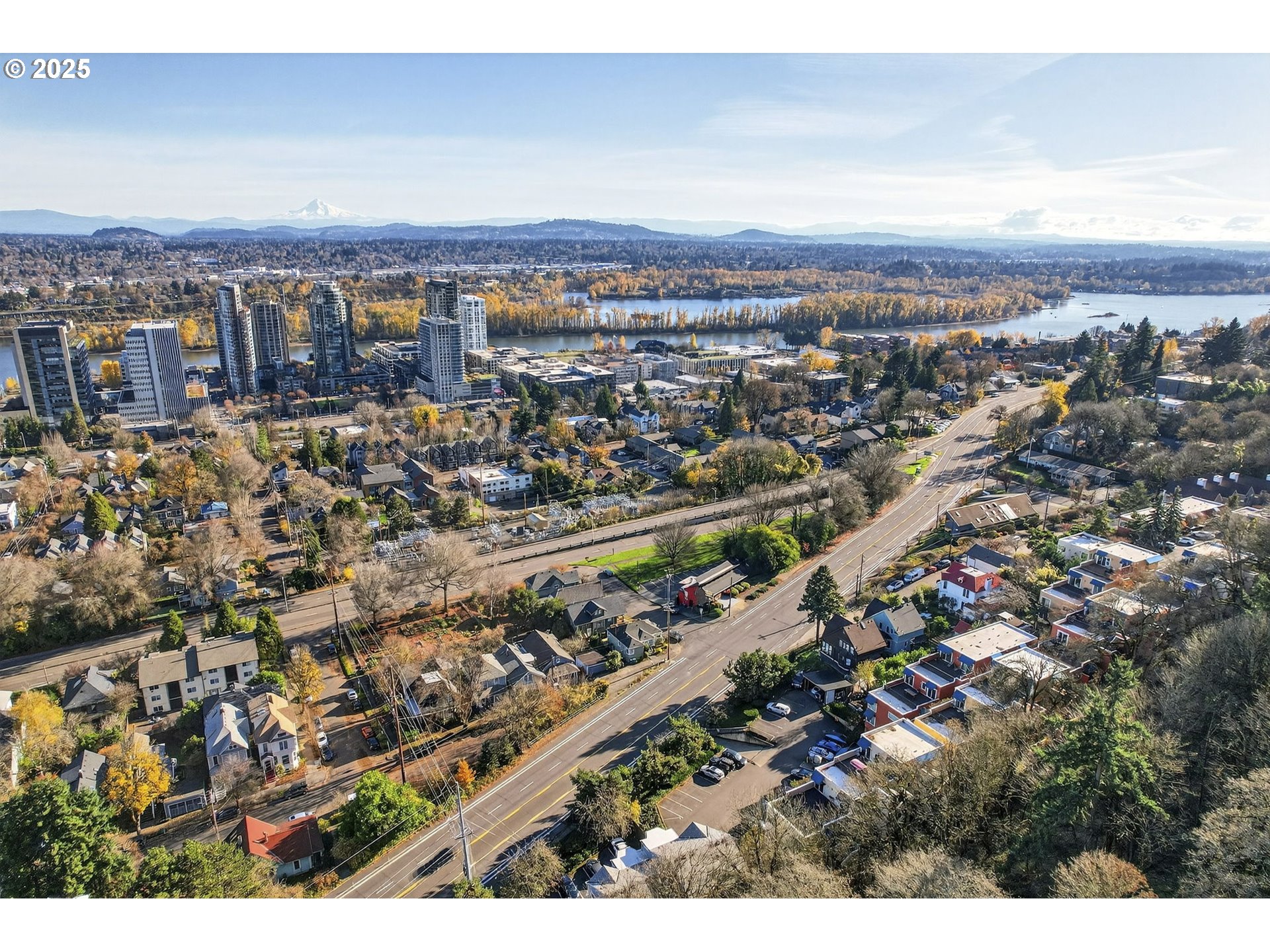 3515 Southwest Barbur Boulevard, Unit R2 Portland, OR 97239 - Photo 34 of 35 an aerial view of city