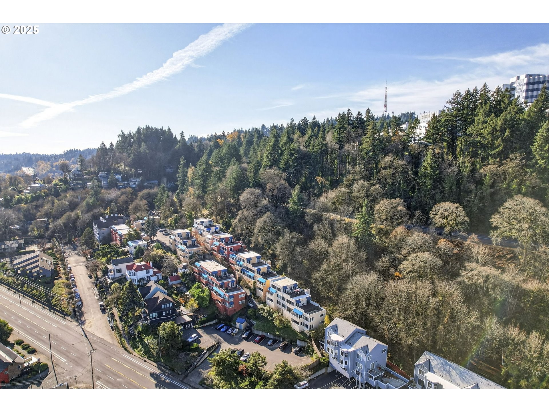 3515 Southwest Barbur Boulevard, Unit R2 Portland, OR 97239 - Photo 5 of 35 a view of a city