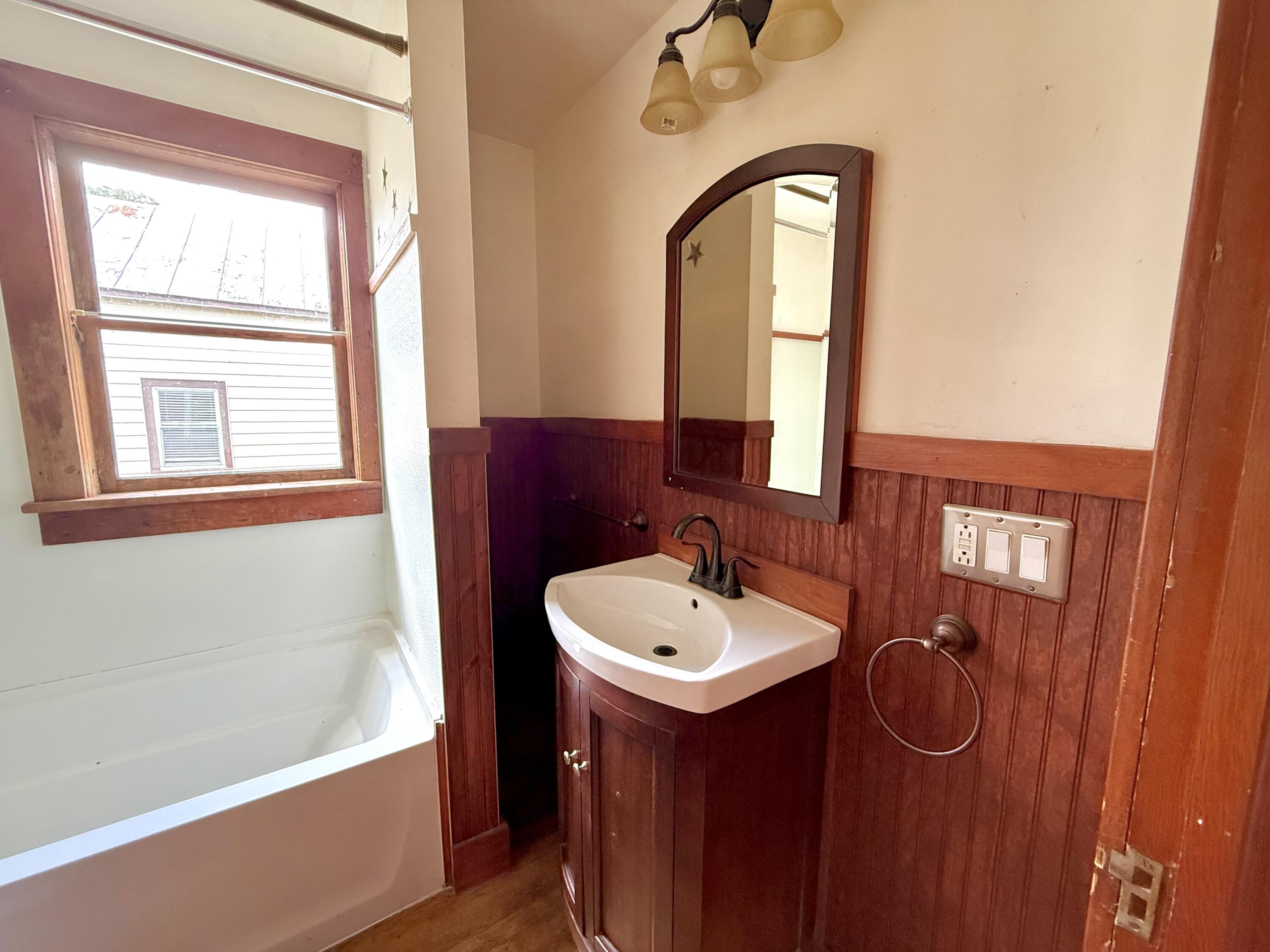 64 State Street Rouses Point, NY 12979 - Photo 7 of 19