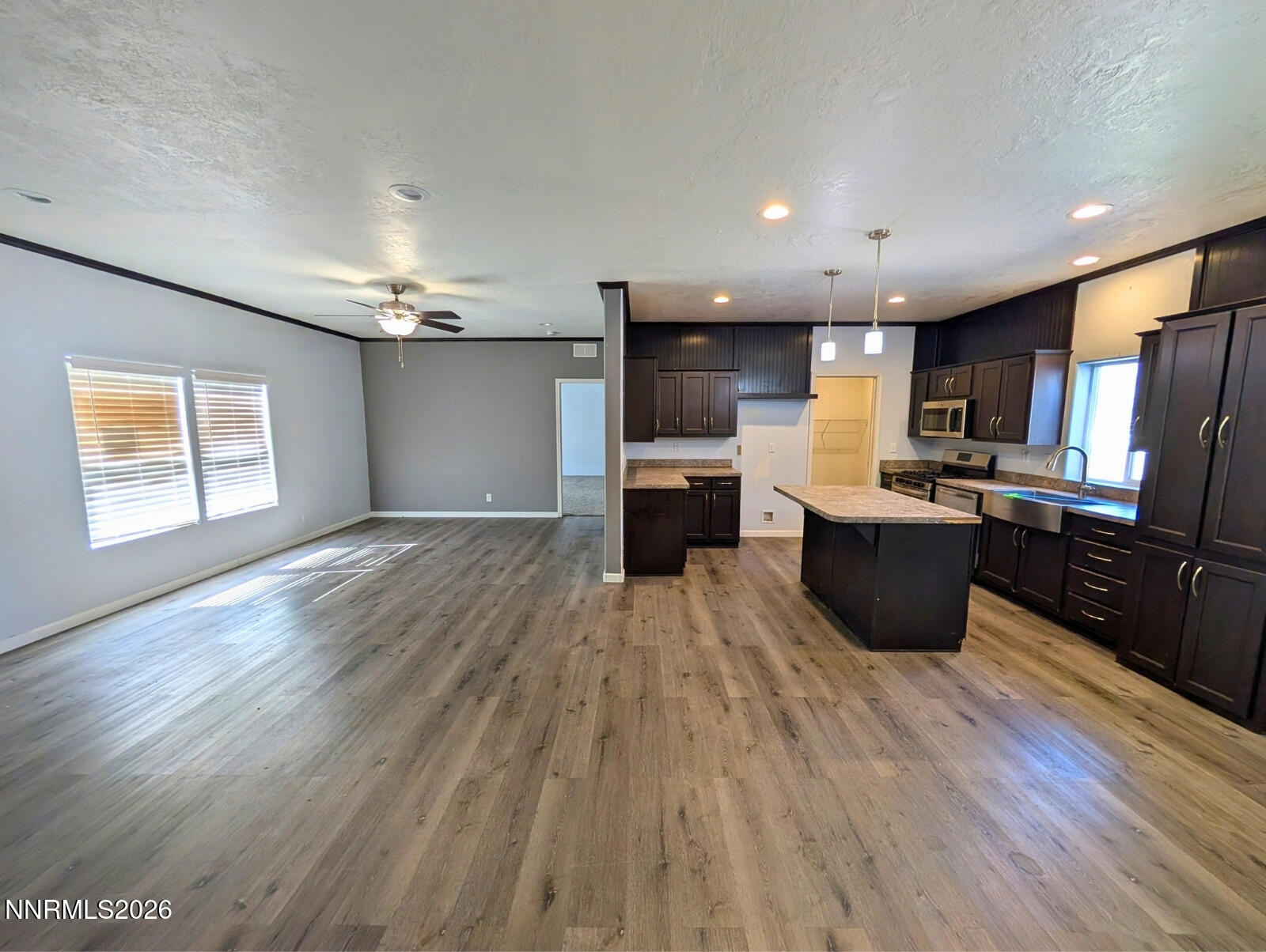 Living Rm