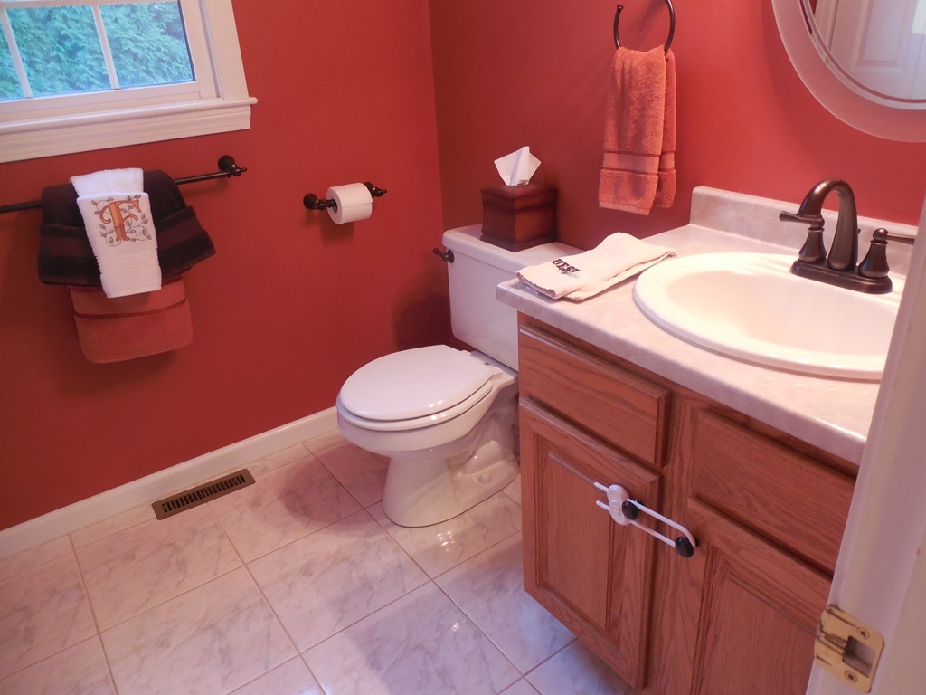 30 Roland Way Milford, MA 01757 - Photo 14 of 30 Gallery Image 14