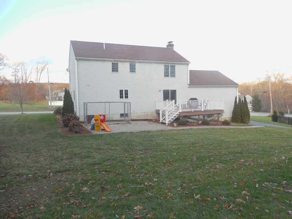 30 Roland Way Milford, MA 01757 - Photo 6 of 30 Gallery Image 6