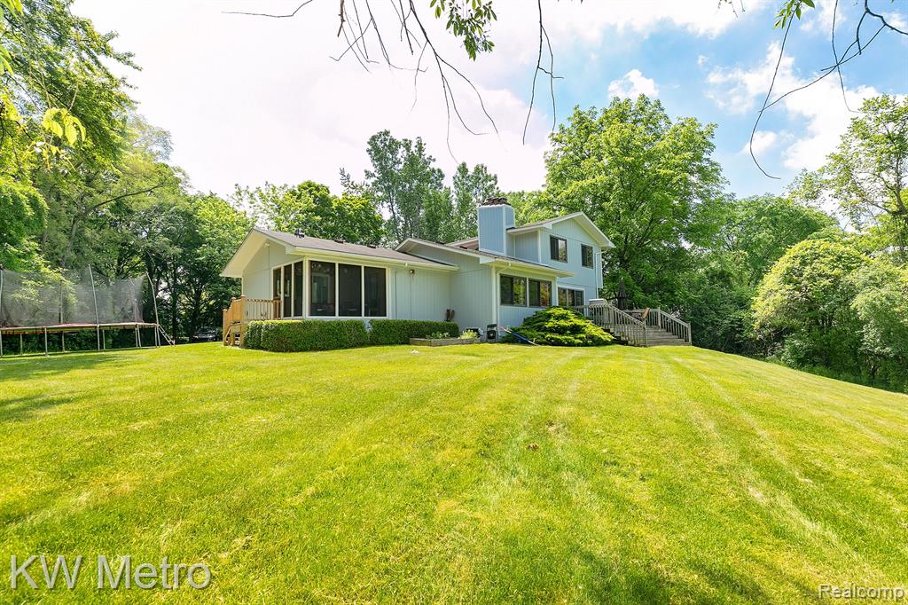 4342 Beach Road Troy, MI 48098 - Photo 43 of 56