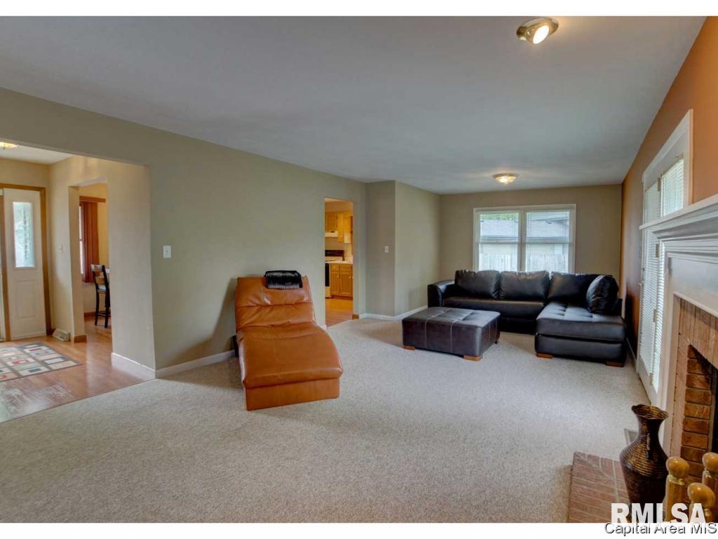 2412 Wembly Road Springfield, IL 62703 - Photo 12 of 31