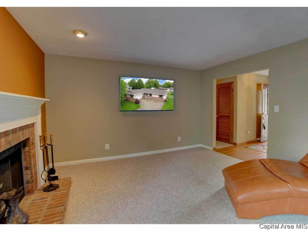 2412 Wembly Road Springfield, IL 62703 - Photo 14 of 31