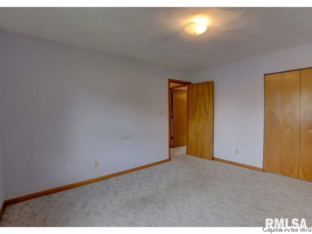 2412 Wembly Road Springfield, IL 62703 - Photo 18 of 31