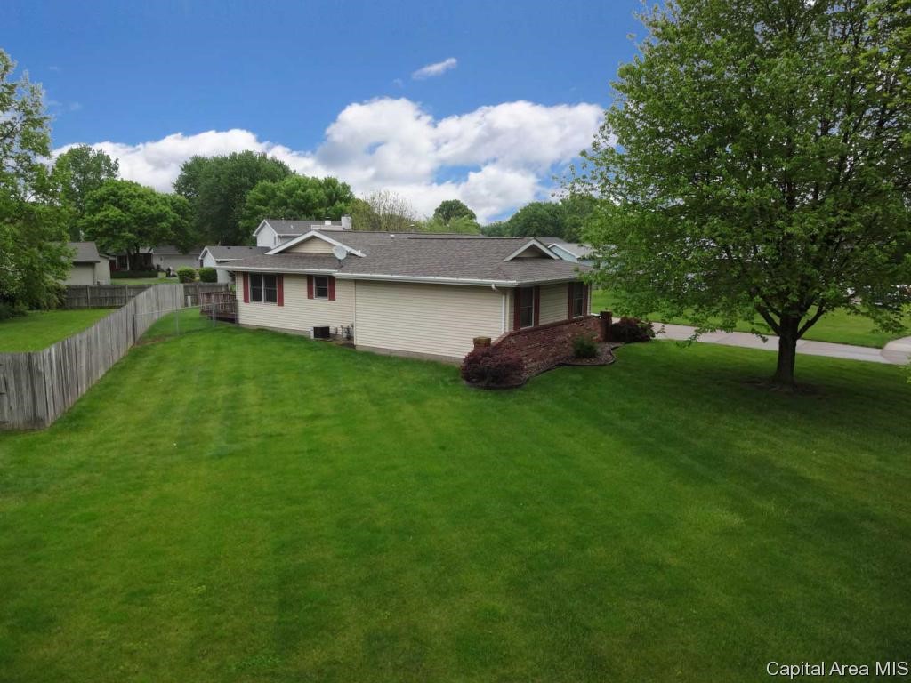 2412 Wembly Road Springfield, IL 62703 - Photo 30 of 31