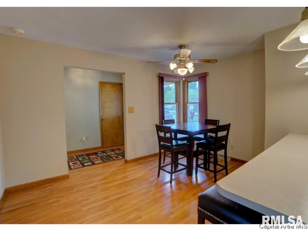 2412 Wembly Road Springfield, IL 62703 - Photo 5 of 31