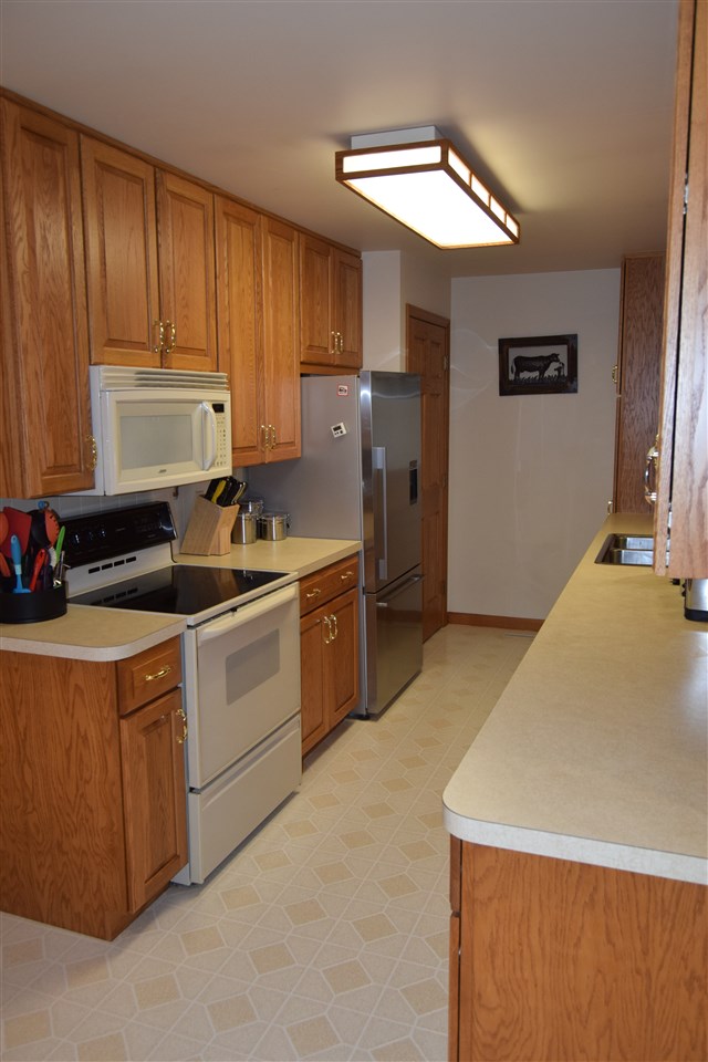 4822 Flajole Road Midland, MI 48642 - Photo 6 of 24 Gallery Image 6
