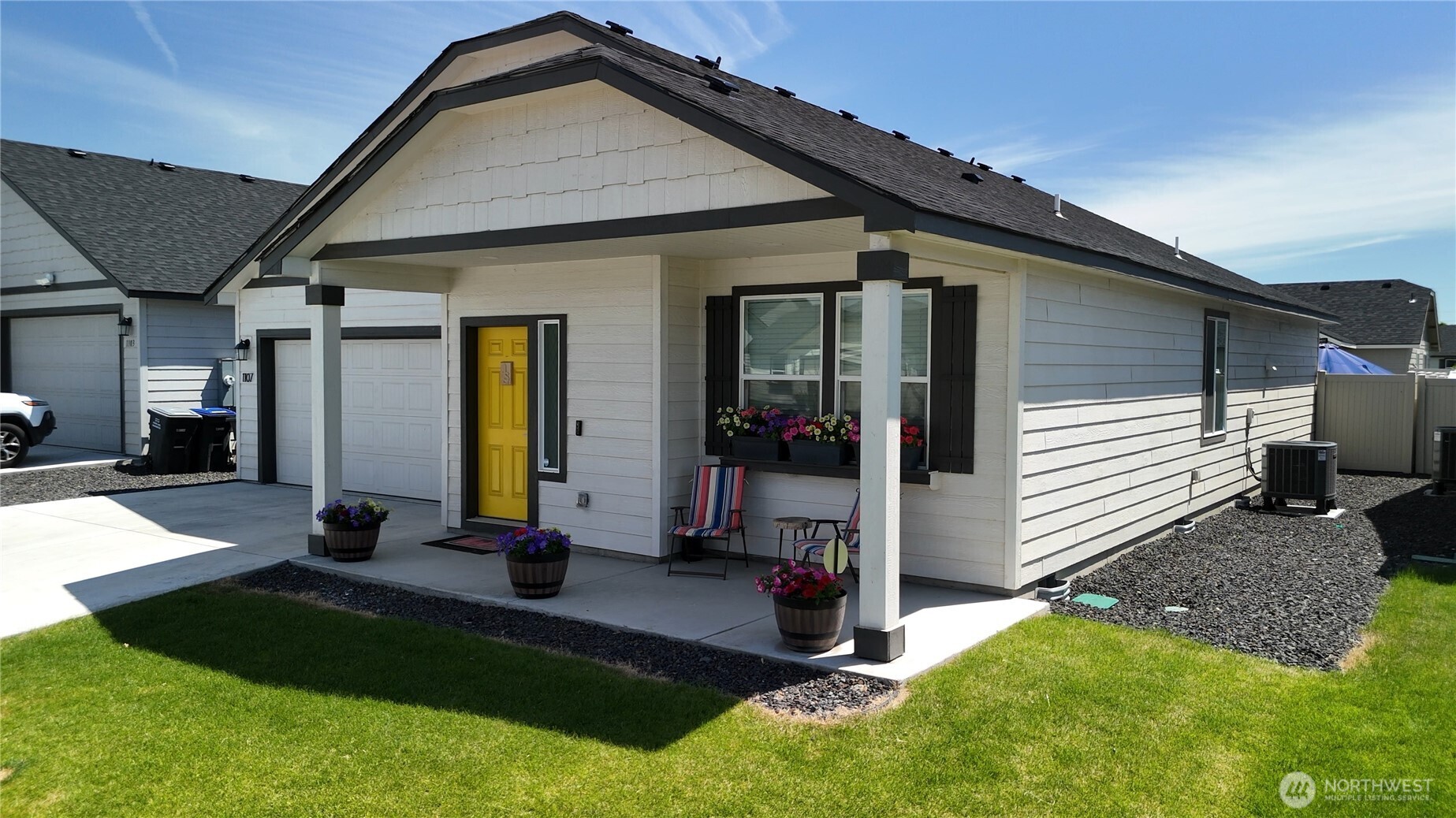 1107 West Aspen Road Moses Lake, WA 98837 - Photo 1 of 25