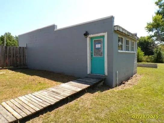 $194,900 | 10248 East County Road, Janesville, WI 53545