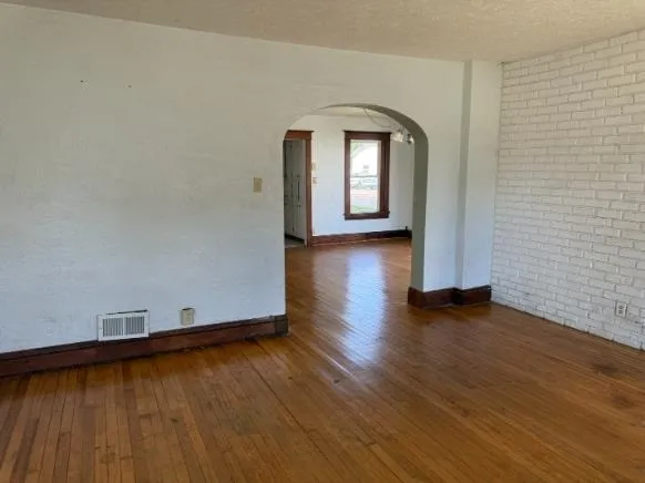 $194,900 | 10248 East County Road, Janesville, WI 53545