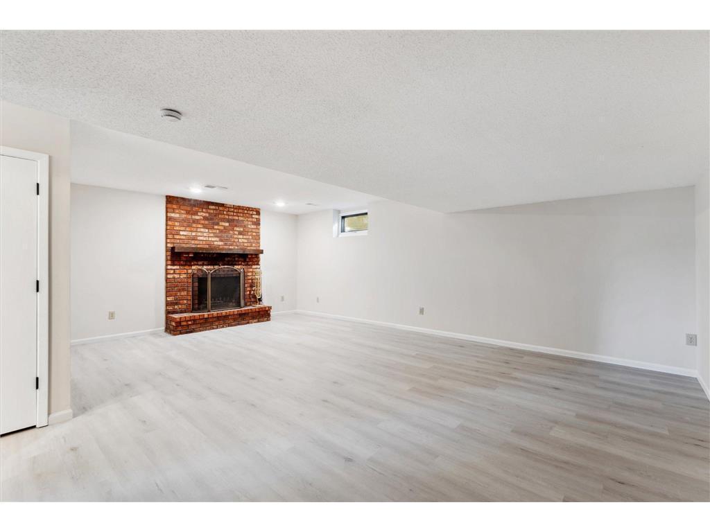 3705 Williston Road Minnetonka, MN 55345 - Photo 7 of 11