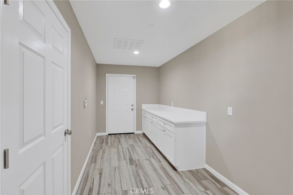 9835 Pyrite Avenue Hesperia, CA 92345 - Photo 6 of 46
