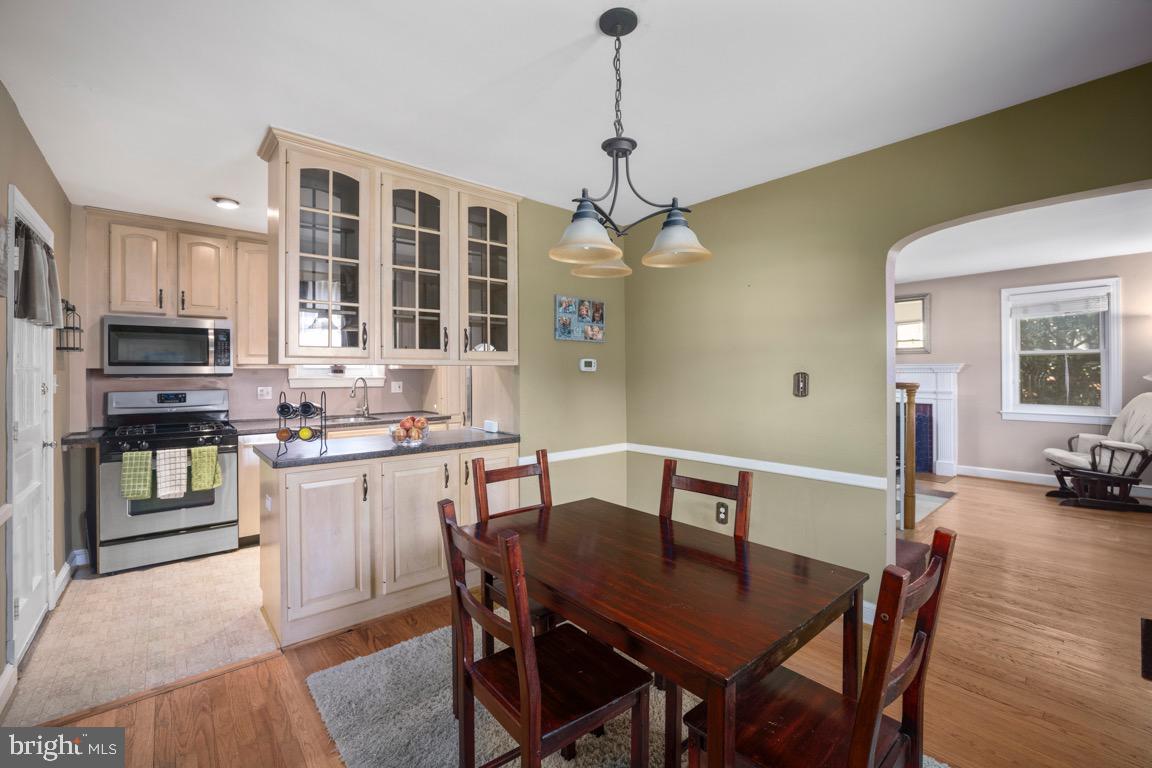 2406 Homestead Drive Silver Spring, MD 20902 - Photo 14 of 41 Gallery Image 14