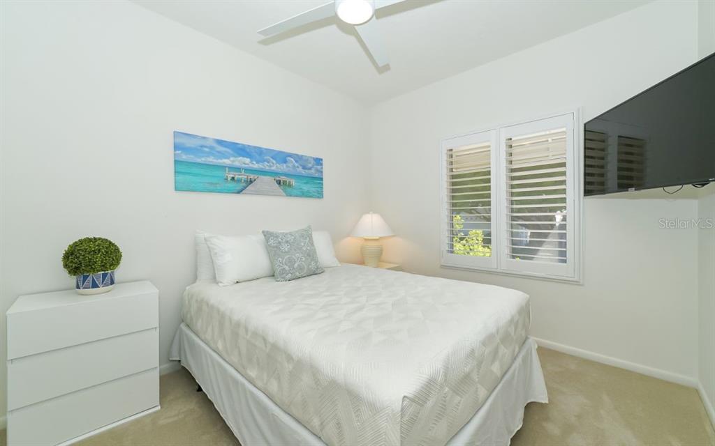 228 Van Buren Drive Sarasota, FL 34236 - Photo 18 of 64