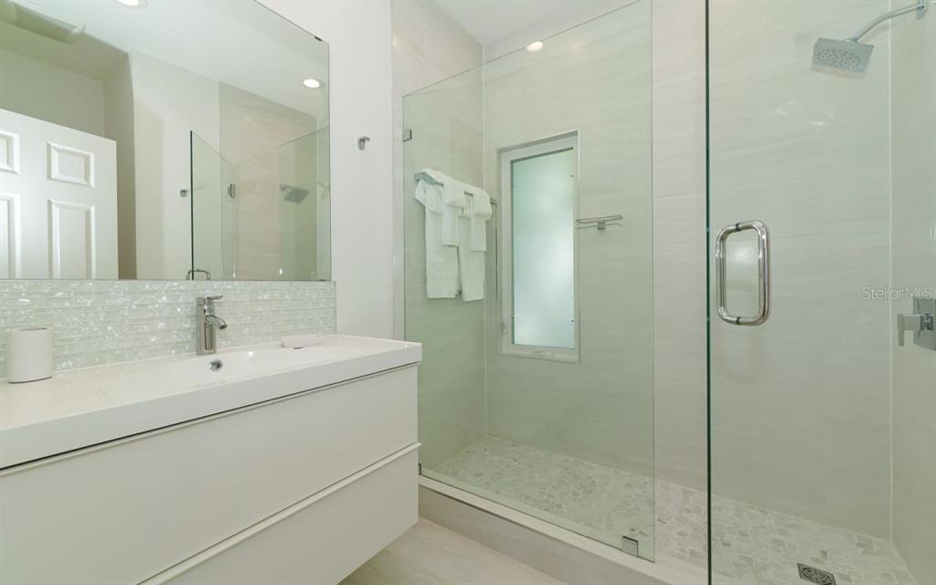 228 Van Buren Drive Sarasota, FL 34236 - Photo 19 of 64