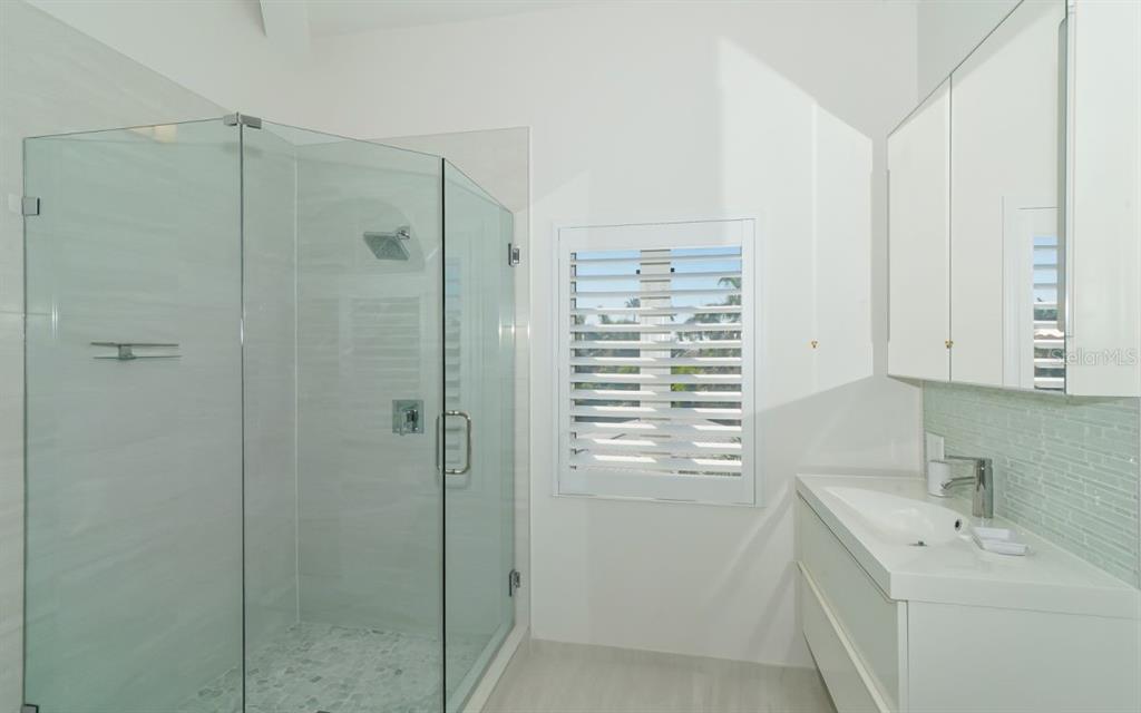 228 Van Buren Drive Sarasota, FL 34236 - Photo 26 of 64