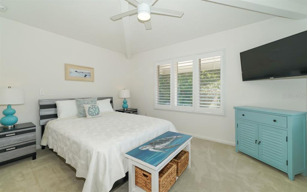 228 Van Buren Drive Sarasota, FL 34236 - Photo 27 of 64