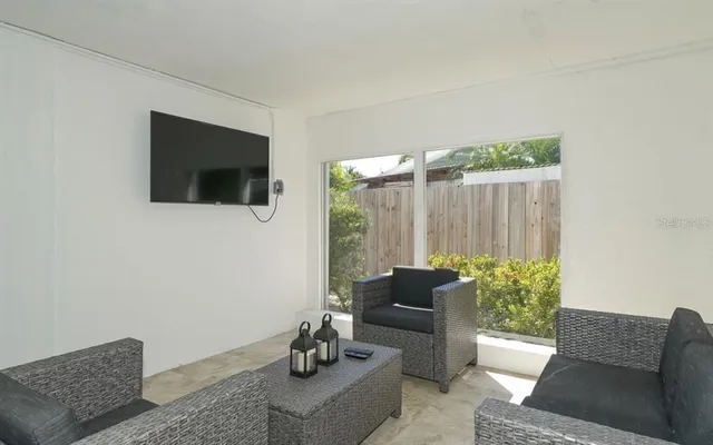 $18,750 | 228 Van Buren Drive, Sarasota, FL 34236