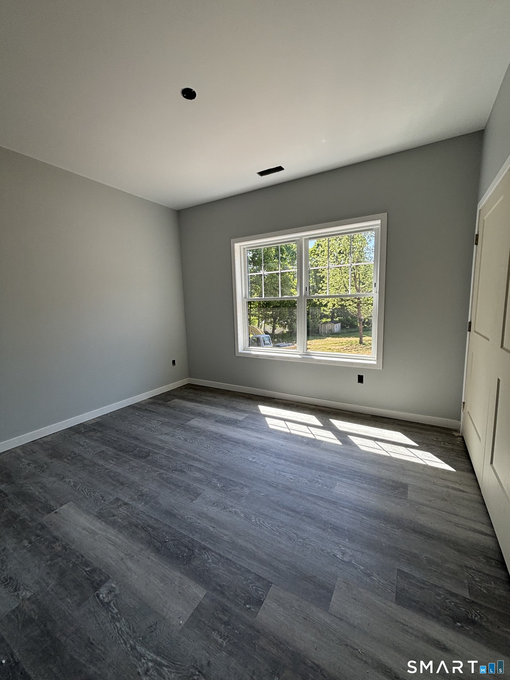 9 Putnam Park Road Bethel, CT 06801 - Photo 8 of 11