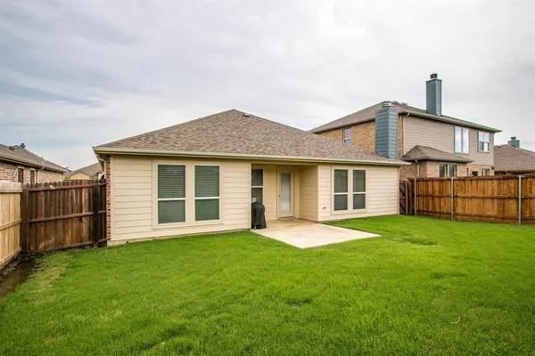 $2,095 | 8732 Whirlwind Trail, Aubrey, TX 76227