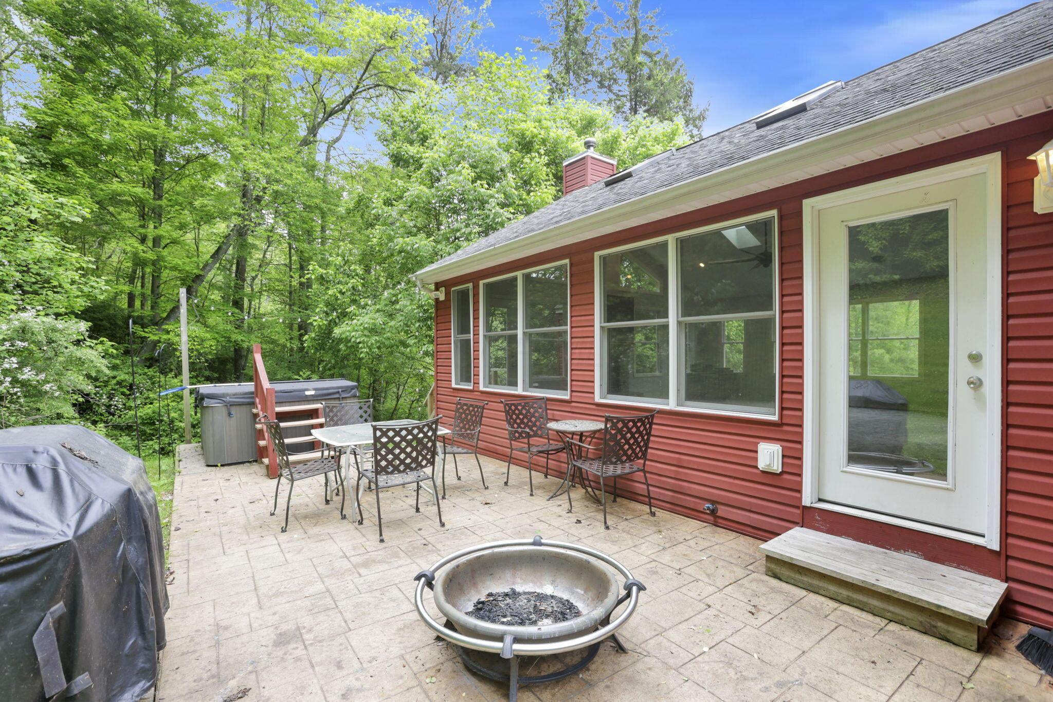 7485 Sugar Grove Road Southeast Sugar Grove, OH 43155 - Photo 46 of 95 46-web-or-mls-LO5A2371