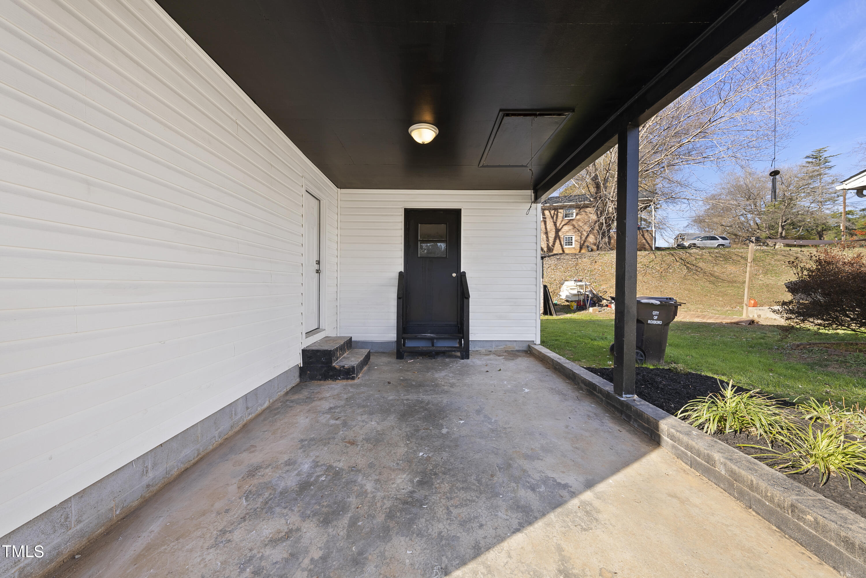 721 Henry Street Roxboro, NC 27573 - Photo 24 of 26 DSC05644