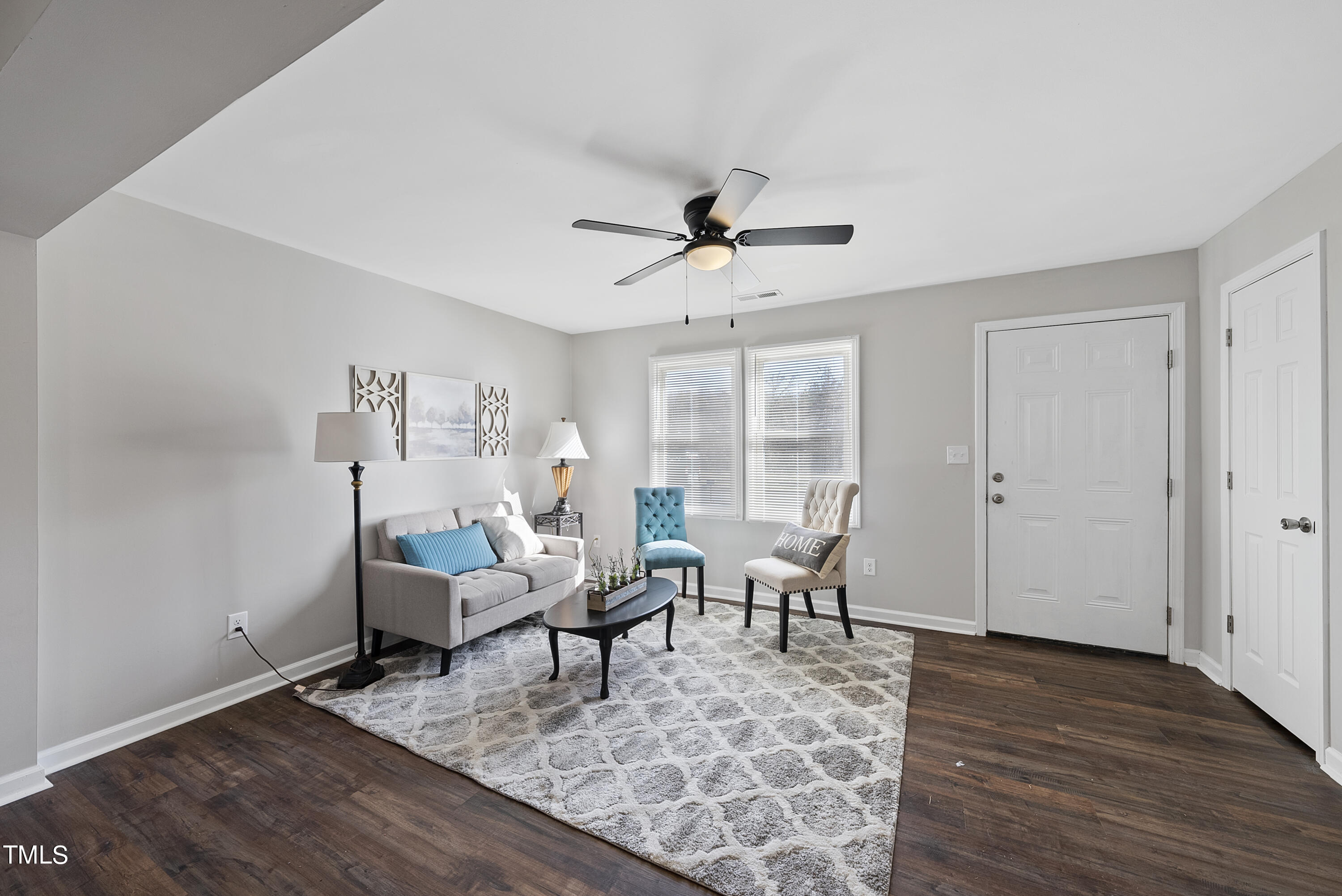 721 Henry Street Roxboro, NC 27573 - Photo 3 of 26 DSC05659