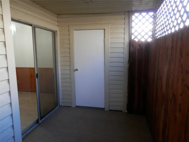 $94,000 | 7600 Emmett F Lowry Expressway, Unit 605, Texas City, TX 77591